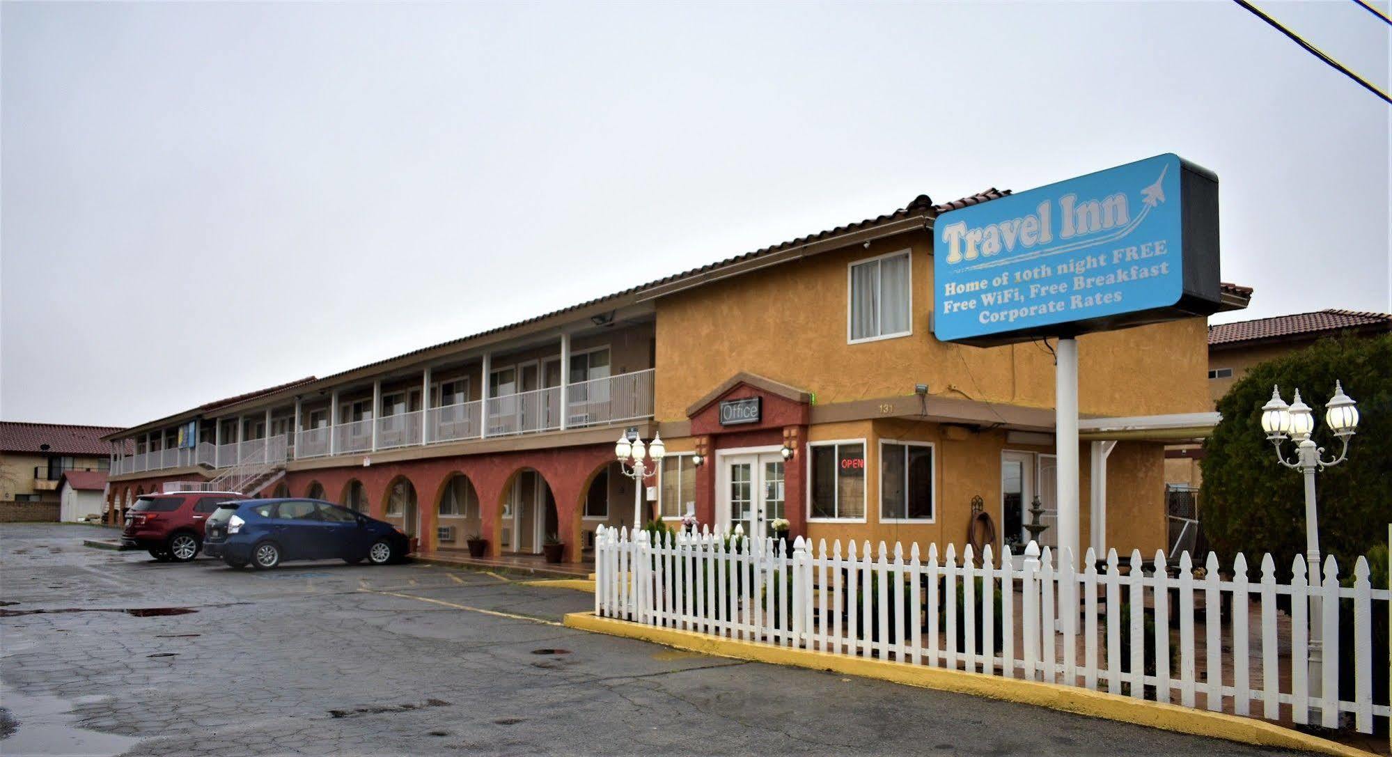 Hotel Europa Ridgecrest Exterior photo